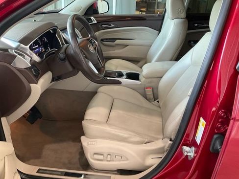Used 2014 Cadillac SRX Luxury FWD image 3