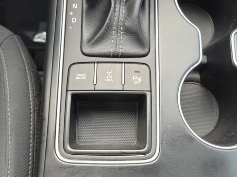 Used 2019 Kia Sorento LX w/ LX Convenience Package image 25