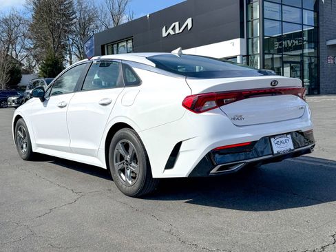 Used 2021 Kia K5 LXS image 6