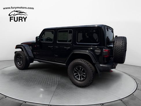 Used 2024 Jeep Wrangler Unlimited Rubicon AWD/4WD image 5