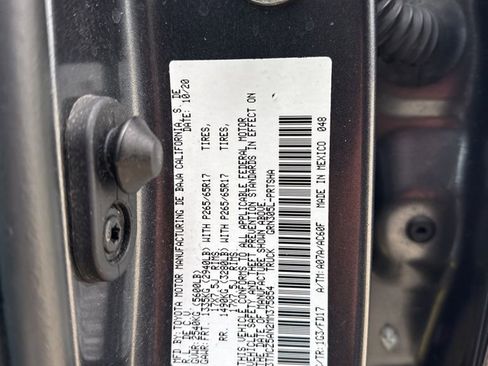 Certified 2021 Toyota Tacoma TRD Sport image 22