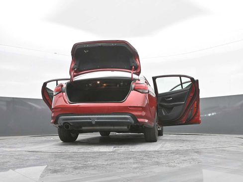 Used 2021 Nissan Sentra SR image 44