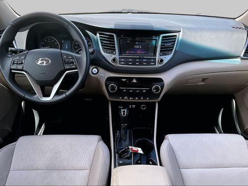 Used 2017 Hyundai Tucson Sport FWD image 15