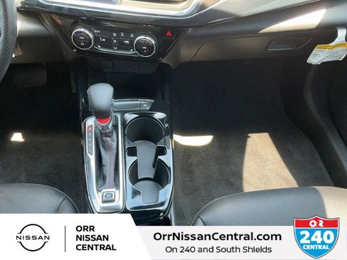 Used 2025 Chevrolet Trax RS w/ Driver Confidence Package FWD image 23