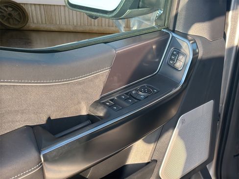 New 2026 Ford F150 Platinum w/ Equipment Group 702A High image 18