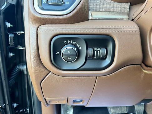 Used 2022 RAM 2500 Limited image 26