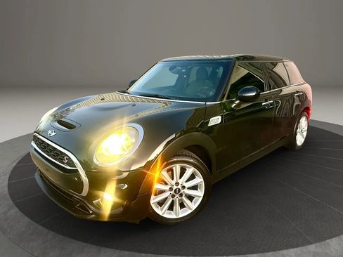 Used 2016 MINI Cooper Clubman S image 2