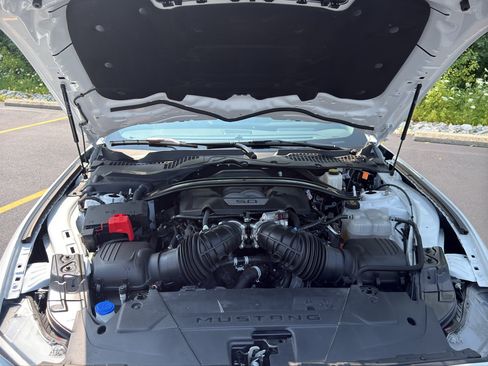 Used 2025 Ford Mustang GT Premium RWD image 43