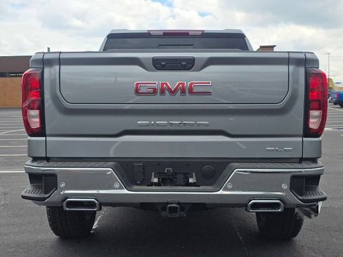 New 2026 GMC Sierra 1500 SLE AWD/4WD image 15