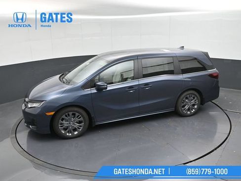 Used 2026 Honda Odyssey Touring image 43