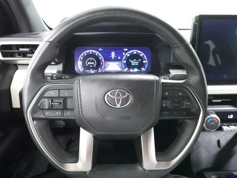 Used 2024 Toyota Tacoma TRD Off-Road AWD/4WD image 11