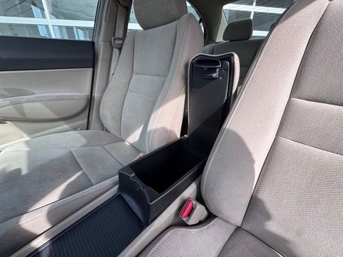 Used 2011 Honda Civic LX image 21