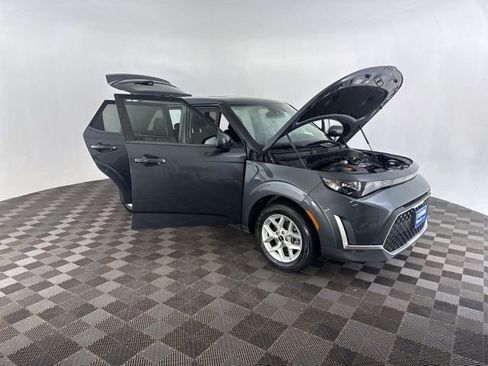 Used 2023 Kia Soul LX w/ Option Group 015 image 15