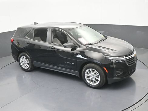 Used 2023 Chevrolet Equinox LS FWD image 51
