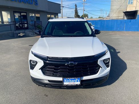 New 2026 Chevrolet TrailBlazer LT w/ Midnight Edition FWD image 12