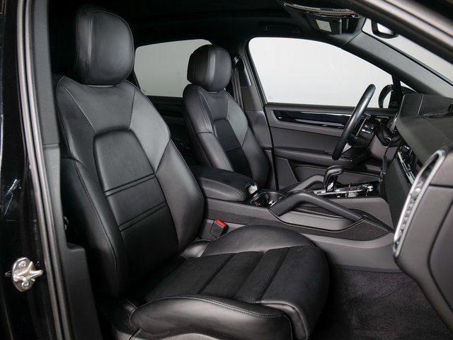 Certified 2023 Porsche Cayenne AWD/4WD image 11