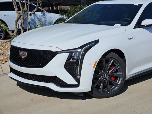 New 2026 Cadillac CT5 V RWD image 7