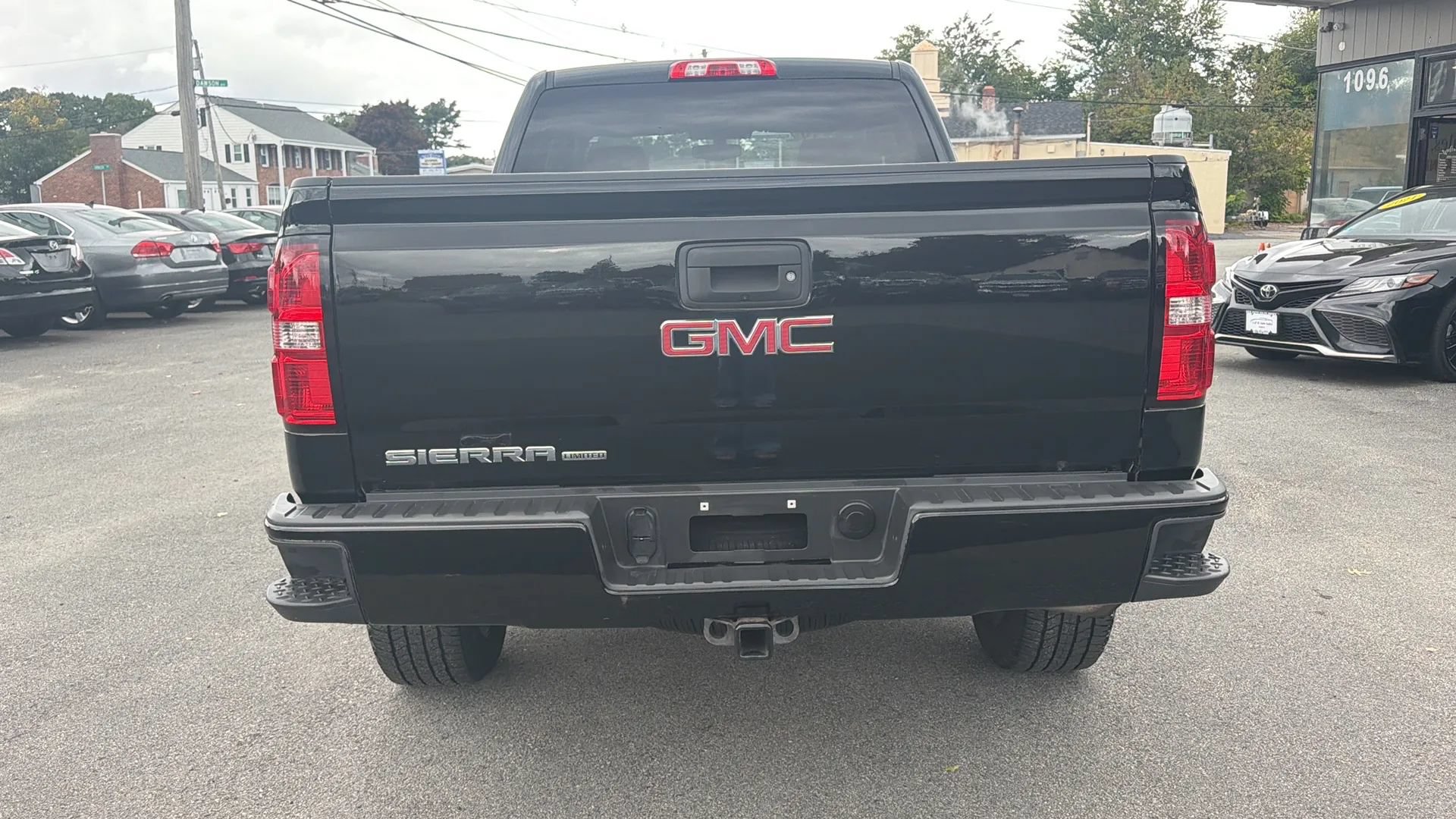 Used 2019 GMC Sierra 1500 Limited w/ Elevation Edition AWD/4WD image 6