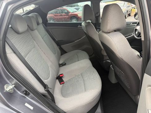 Used 2016 Hyundai Accent SE FWD image 10