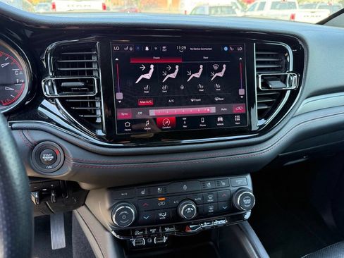 Used 2024 Dodge Durango GT AWD/4WD image 19