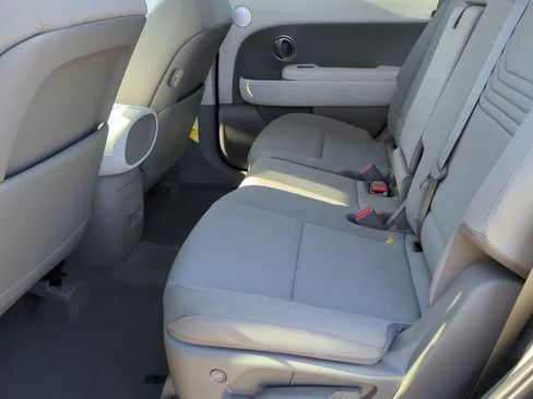 New 2026 Hyundai Palisade SE FWD image 19