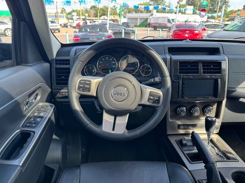 Used 2012 Jeep Liberty Limited Jet w/ Comfort/Convenience Group AWD/4WD image 15