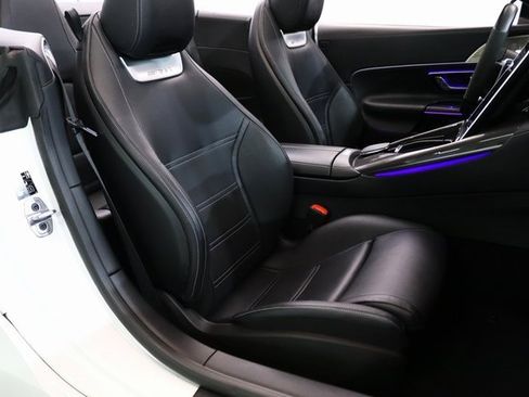 Used 2022 Mercedes-Benz SL 63 AMG 4MATIC w/ Driver Assistance Package image 19