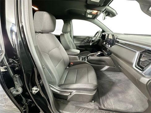 Used 2023 GMC Canyon Elevation image 25