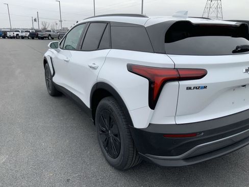 New 2026 Chevrolet Blazer EV LT FWD image 19