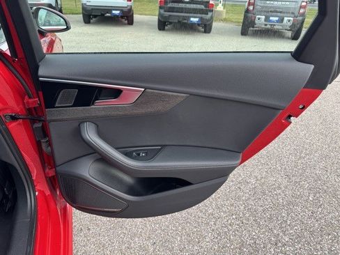 Used 2023 Audi A4 2.0T Premium Plus image 31