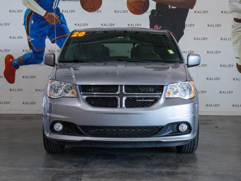 Used 2020 Dodge Grand Caravan SE image 19