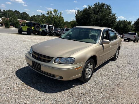 Used 2003 Chevrolet Malibu LS w/ Gold Package FWD image 2