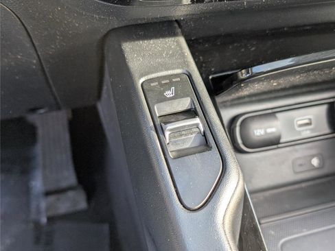 Used 2022 Kia Telluride S image 26