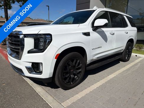 Used 2023 GMC Yukon SLT w/ SLT Premium Package AWD/4WD image 1