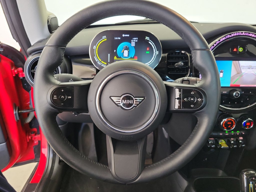 Used 2023 MINI Cooper SE FWD image 16