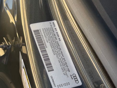 Used 2024 Audi e-tron GT Prestige w/ Prestige Package image 19