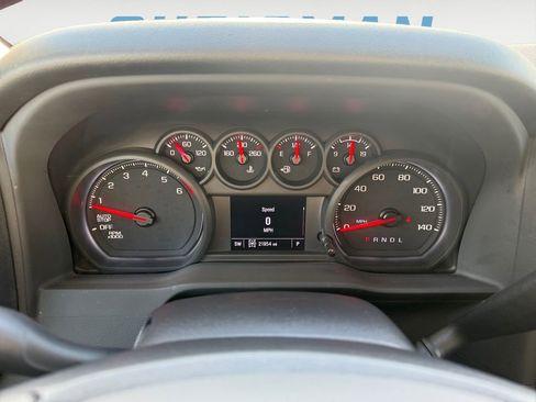 Used 2022 Chevrolet Silverado 1500 Custom image 19