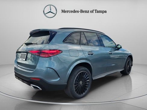 Used 2026 Mercedes-Benz GLC 300 image 4