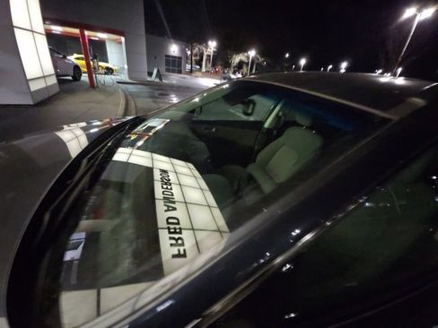 Used 2017 Hyundai Santa Fe SE image 8