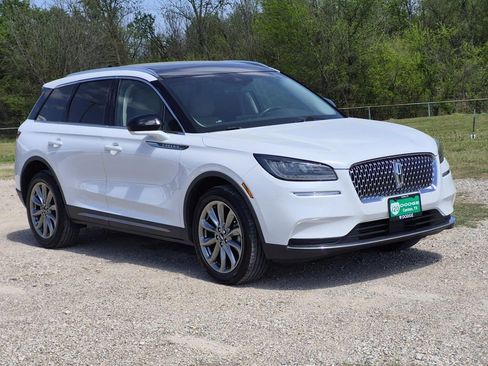 Used 2020 Lincoln Corsair FWD w/ Premium Package image 2