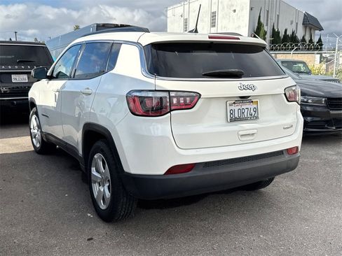 Used 2018 Jeep Compass Latitude w/ Popular Equipment Group image 20