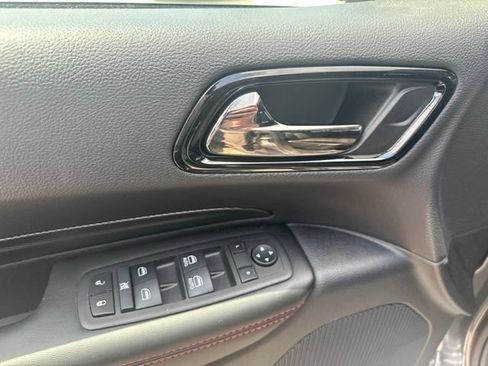 Used 2025 Dodge Durango R/T w/ Blacktop Package AWD/4WD image 11