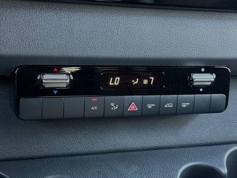 Used 2024 Mercedes-Benz Sprinter 144 Cargo image 21