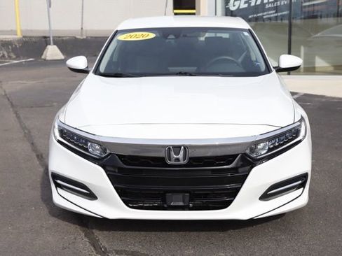 Used 2020 Honda Accord Hybrid image 12