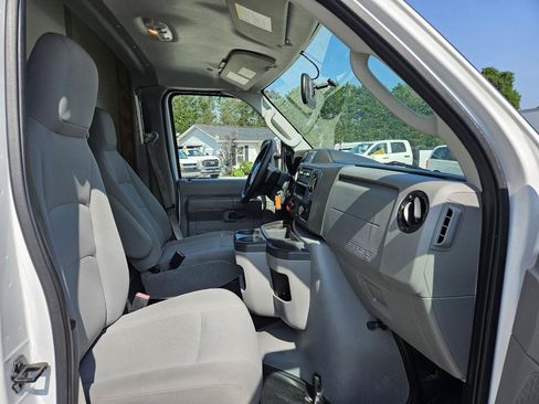 Used 2021 Ford E-350 and Econoline 350 Super Duty w/ Power Windows & Locks Group RWD image 15