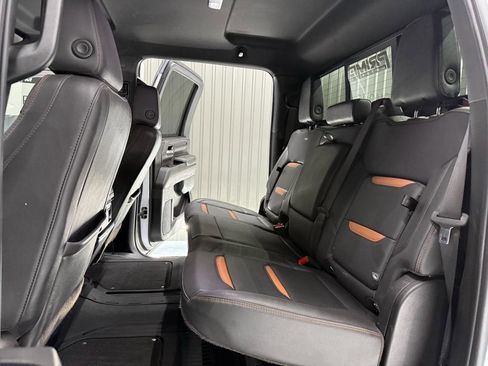 Used 2024 GMC Sierra 2500 AT4 w/ AT4 Preferred Package AWD/4WD image 23