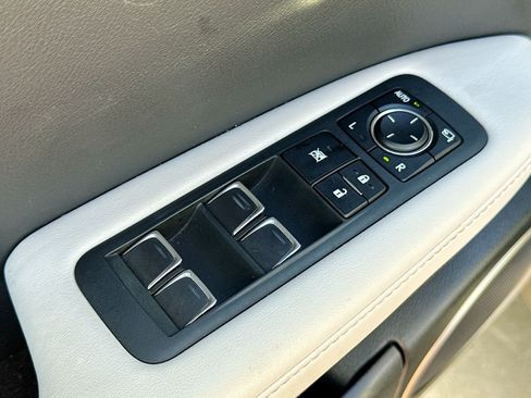 Used 2022 Lexus RX 350L FWD w/ Premium Package image 15
