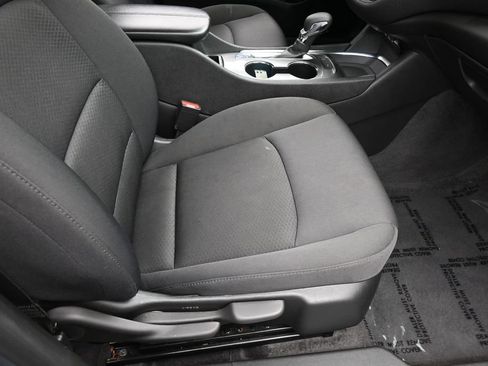 Used 2025 Chevrolet Malibu LT FWD image 39