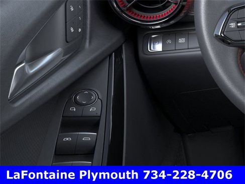 New 2025 Chevrolet Equinox RS w/ Convenience Package III image 22