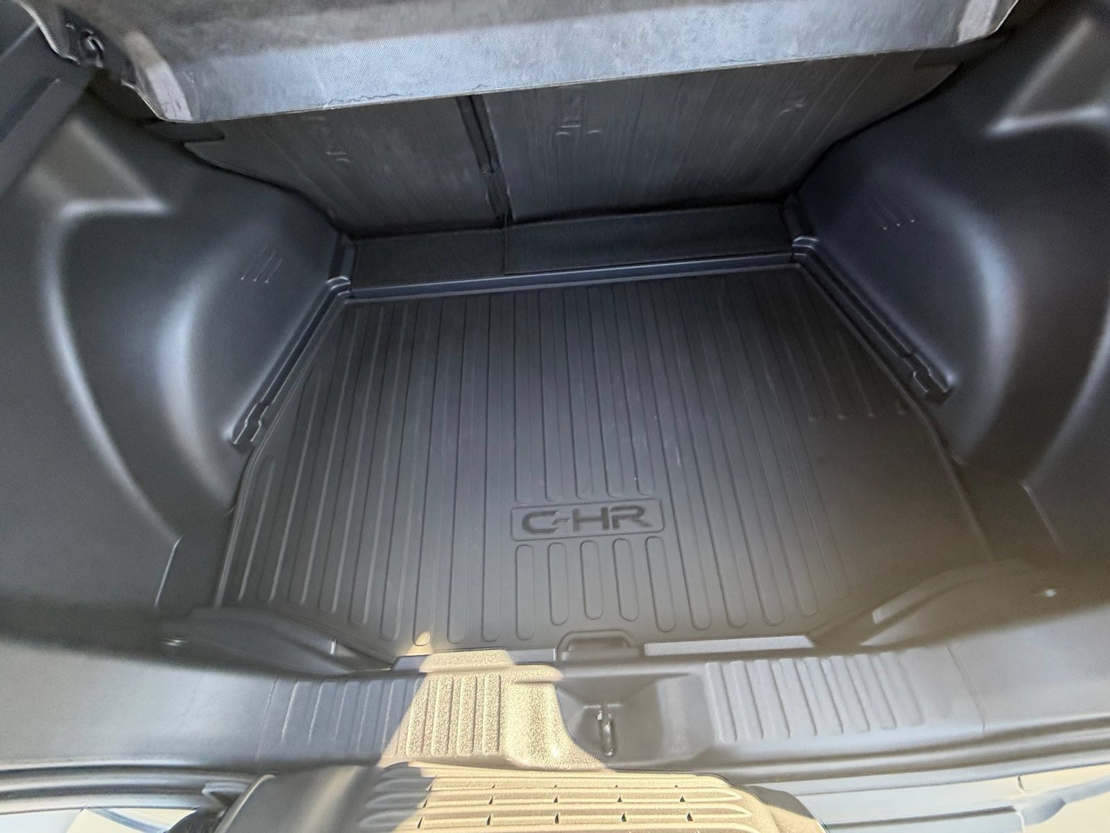 New 2026 Toyota C-HR AWD/4WD image 16